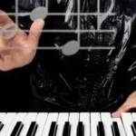 How to play on piano jazz music for beginners